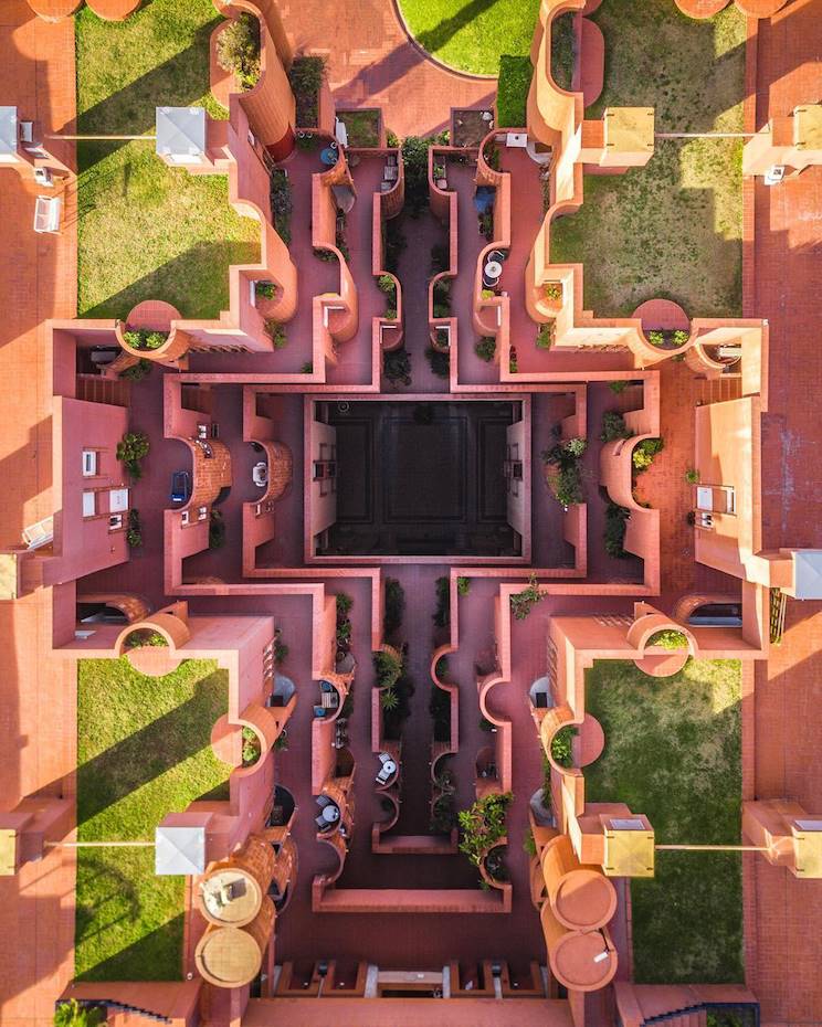 Vista Aérea del Edificio Walden Ricardo Bofill